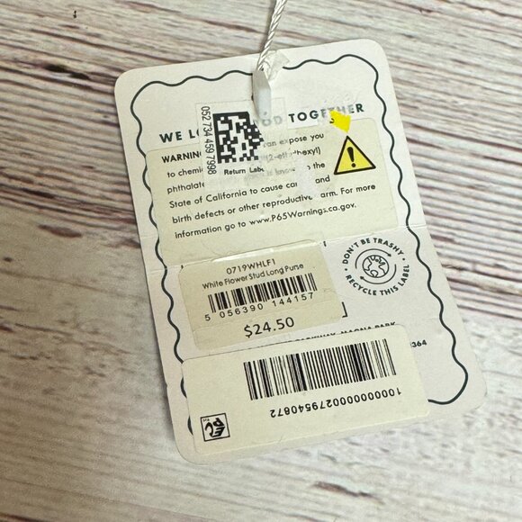 SKINNYDIP LONDON White Flower Stud Long Wallet - Picture 4 of 4